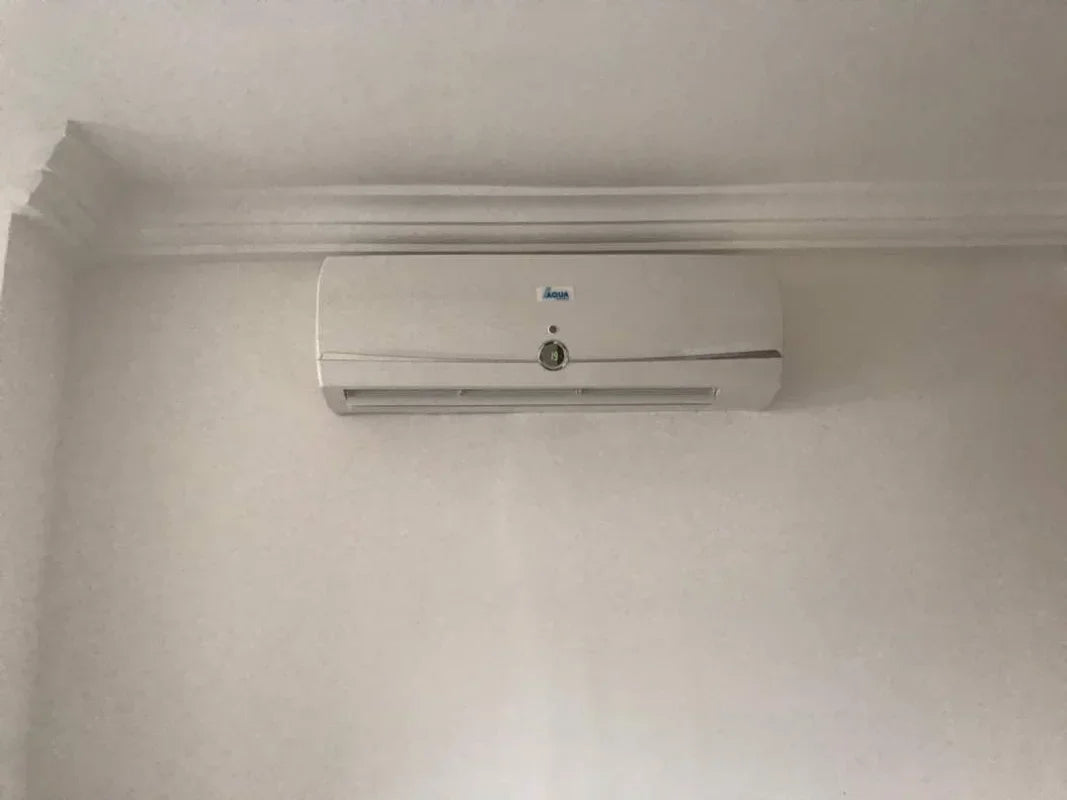 12000BTU Hybrid Solar Air Conditioner