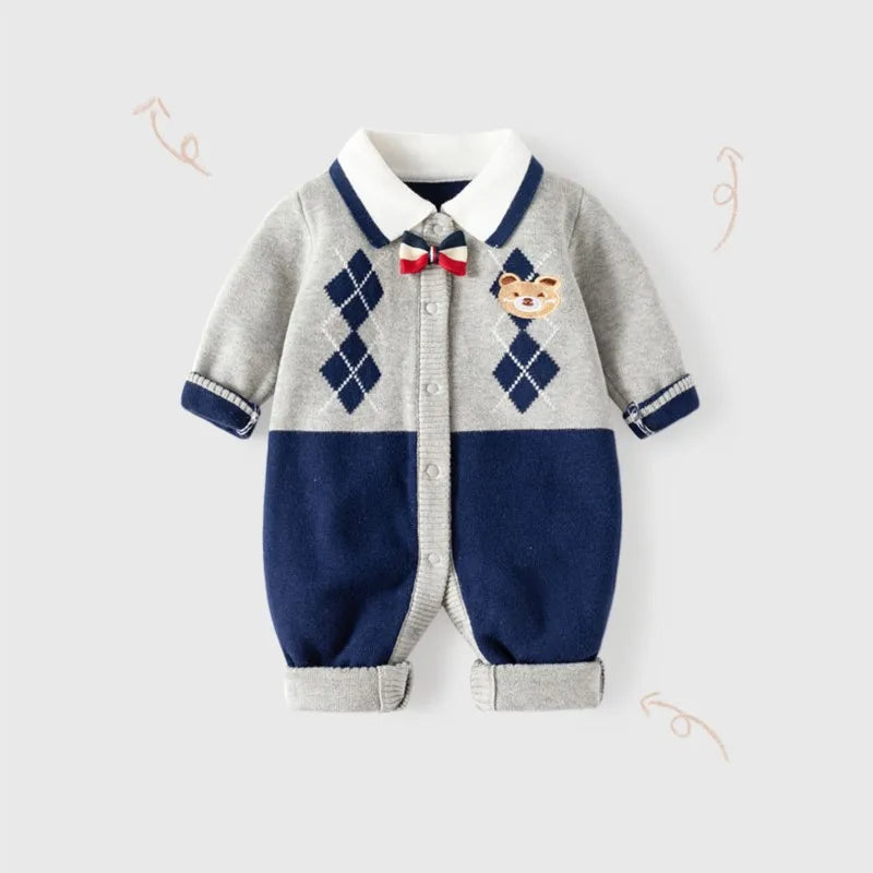 Spring Autumn Ins Newborn Boys Patchwork Turn Down Collar Plaid Cotton Baby Boys Romper Bowknot Cartoon Bear Infant Boy Jumpsuit