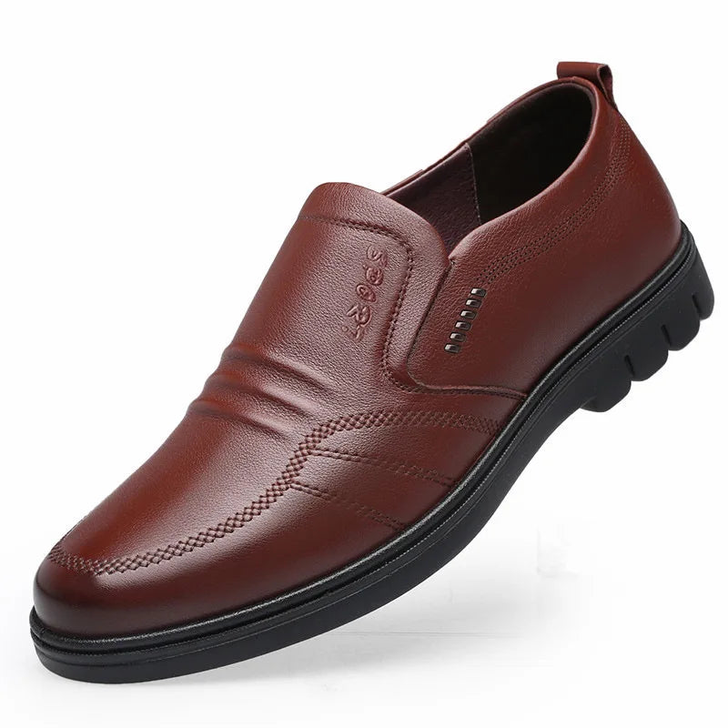 Man Sport Shoe Loafers Men Non-slip Leather Slip-on Black Driving Shoes Sneakers Male Dress Shoes Light Breathable Footwear Flat